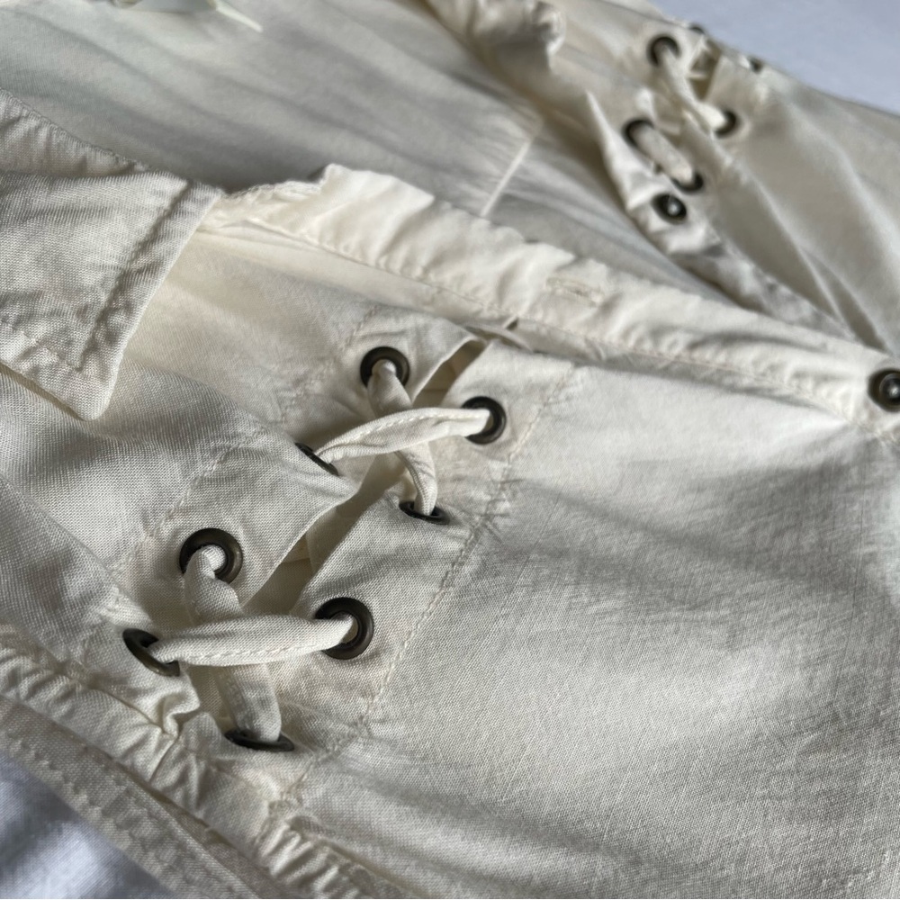 Button Down Sleeveless Top - Picture 6 of 11